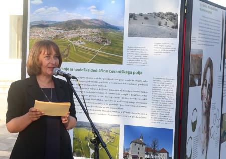 OTVORITEV RAZSTAVE SLOVANI NA NOTRANJSKEM 06 FOTO LJUBO VUKELIČ